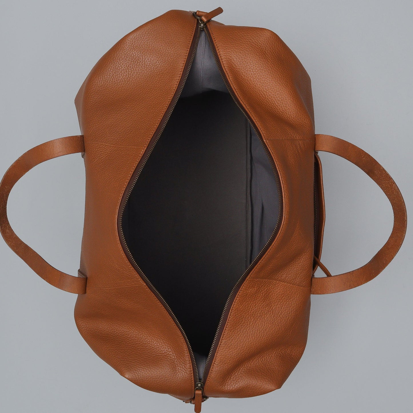 Runway Leather Travel Bag - Camel